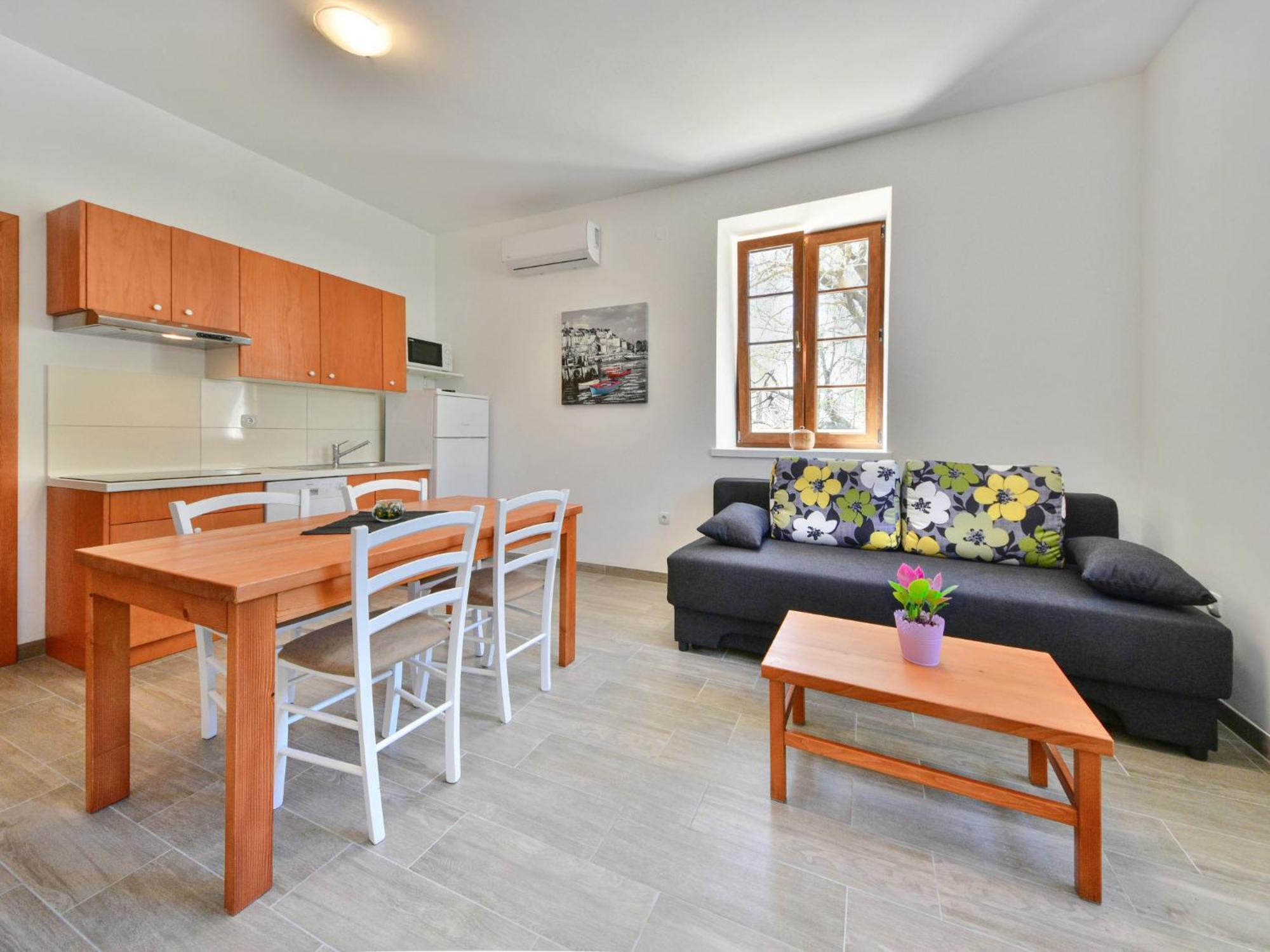 Val-2 By Interhome Apartment