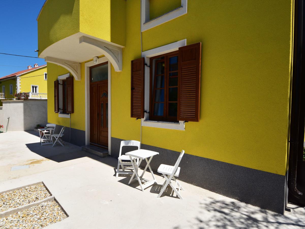 Val-2 By Interhome Apartment Sveti Juraj